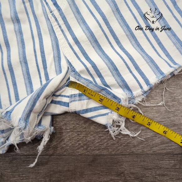 Loft Denim Shorts Size 0 - Picture 5 of 7